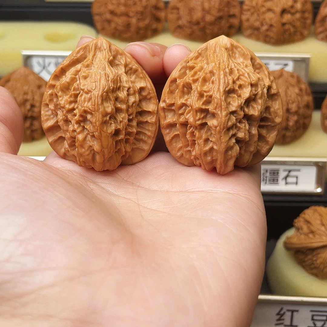 文玩核桃吊坠火焰马蹄39尺667