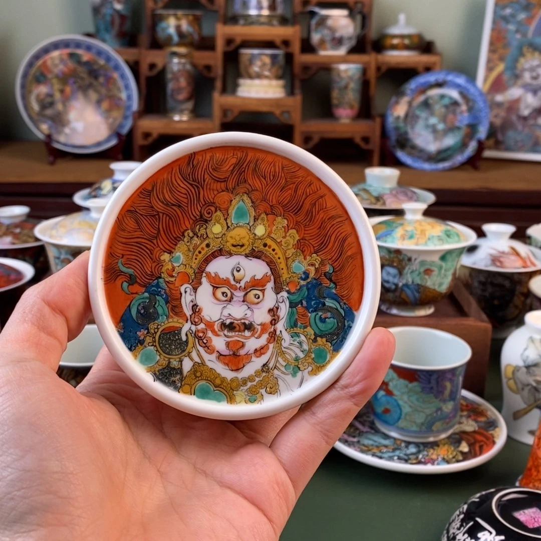 手工手绘白六臂盖置