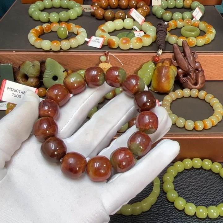 未镶嵌手链透闪石质玉
