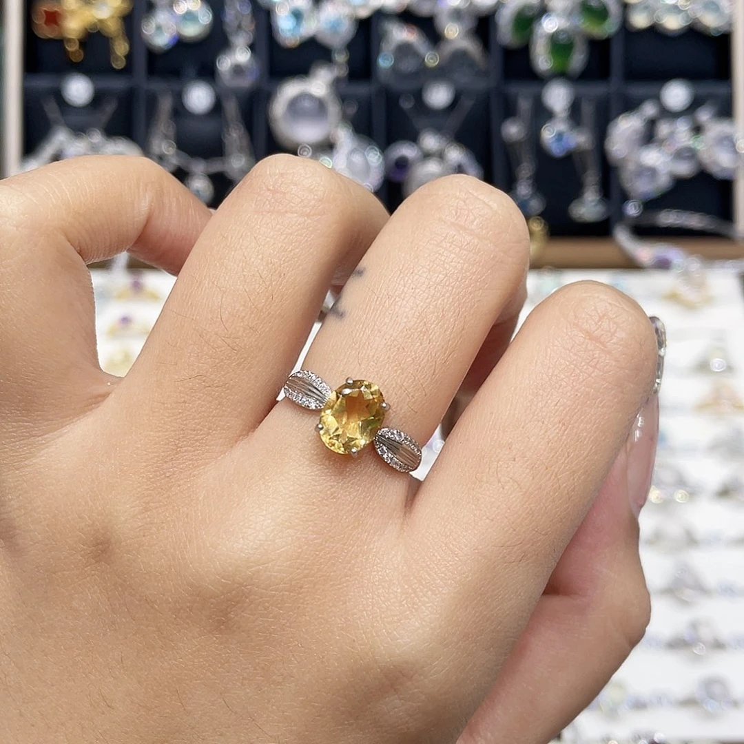 云***朵银S925镶嵌戒指黄晶