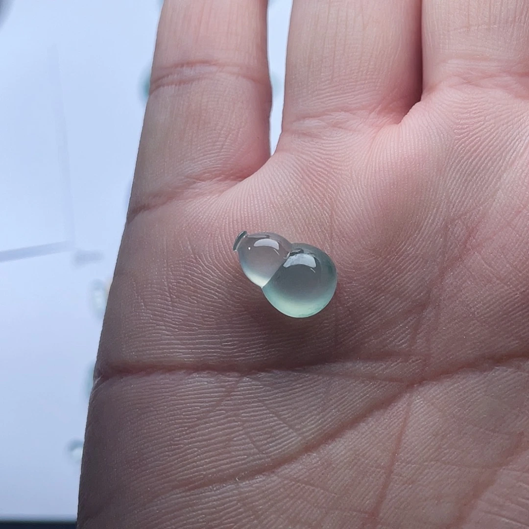 定制翡翠未镶嵌翡翠葫芦