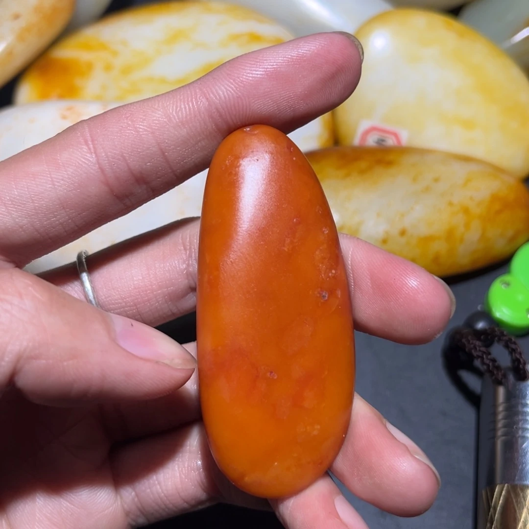 和田玉未镶嵌珠宝奇石