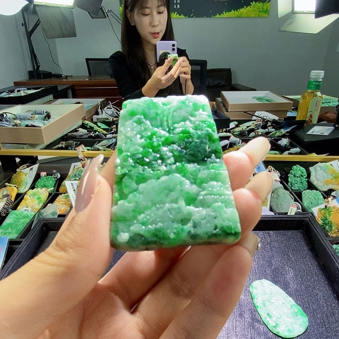 颈饰未镶嵌翡翠翡翠