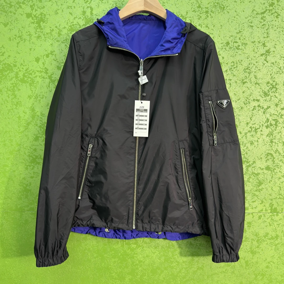 99新 Prada/普拉达 46/双面穿黑蓝三角标再生尼龙夹克/工价17800