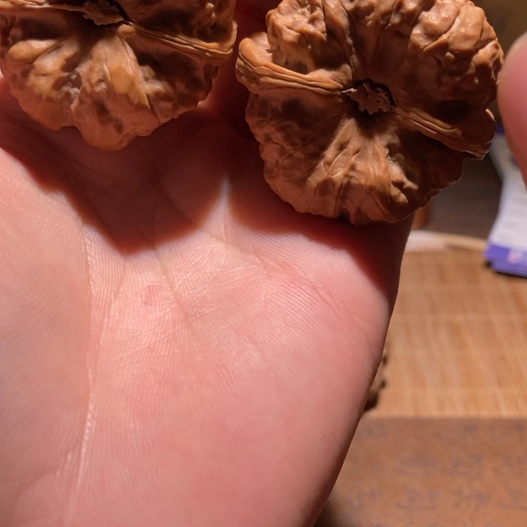 栖***川文玩核桃吊坠蛤蟆头D35