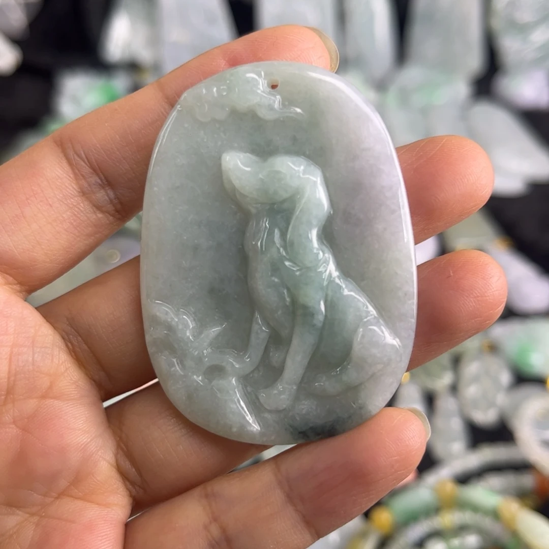 翡翠未镶嵌吊坠(不含链)瑕疵