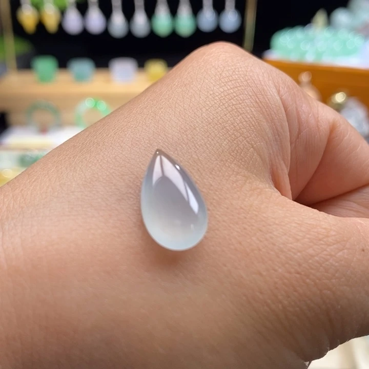 翡翠吊坠(不含链)未镶嵌翡翠高冰水滴