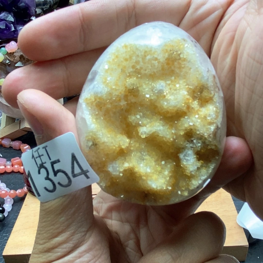 未镶嵌水晶大型摆件（非配饰）