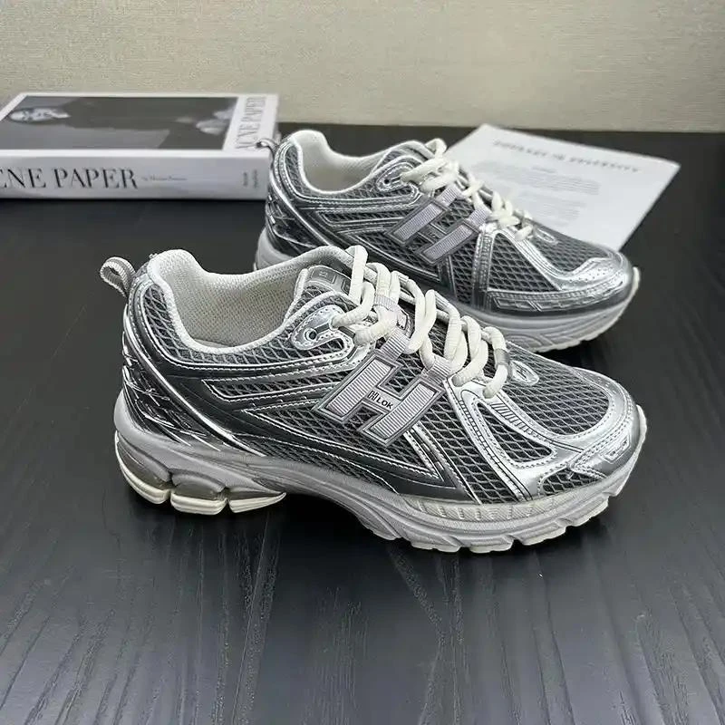 正品网面透气软底减震运动跑步鞋女鞋2025新款潮流百搭厚底老爹鞋