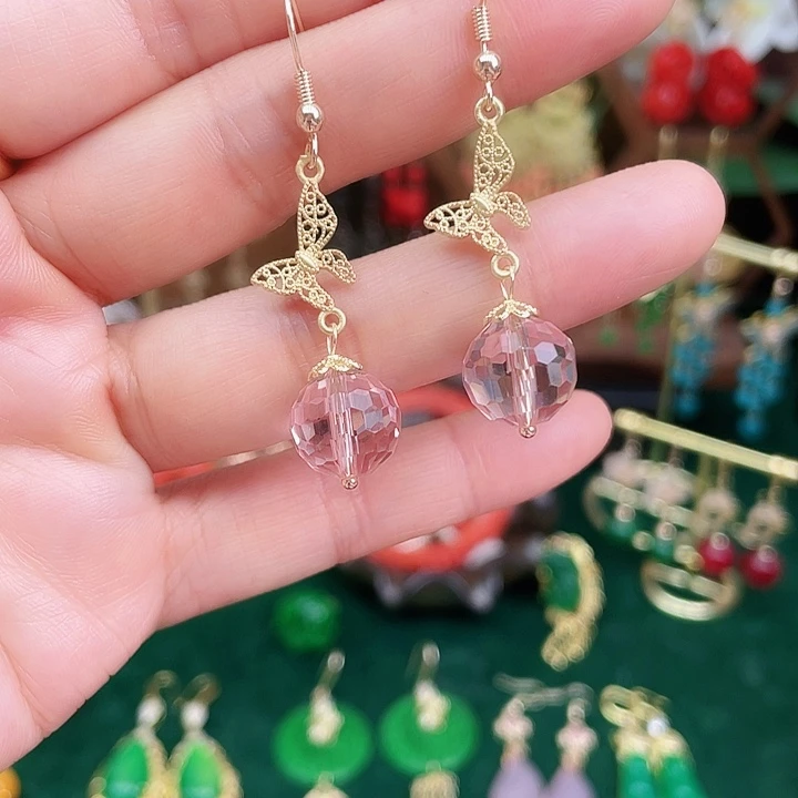 石英质玉耳钉合金