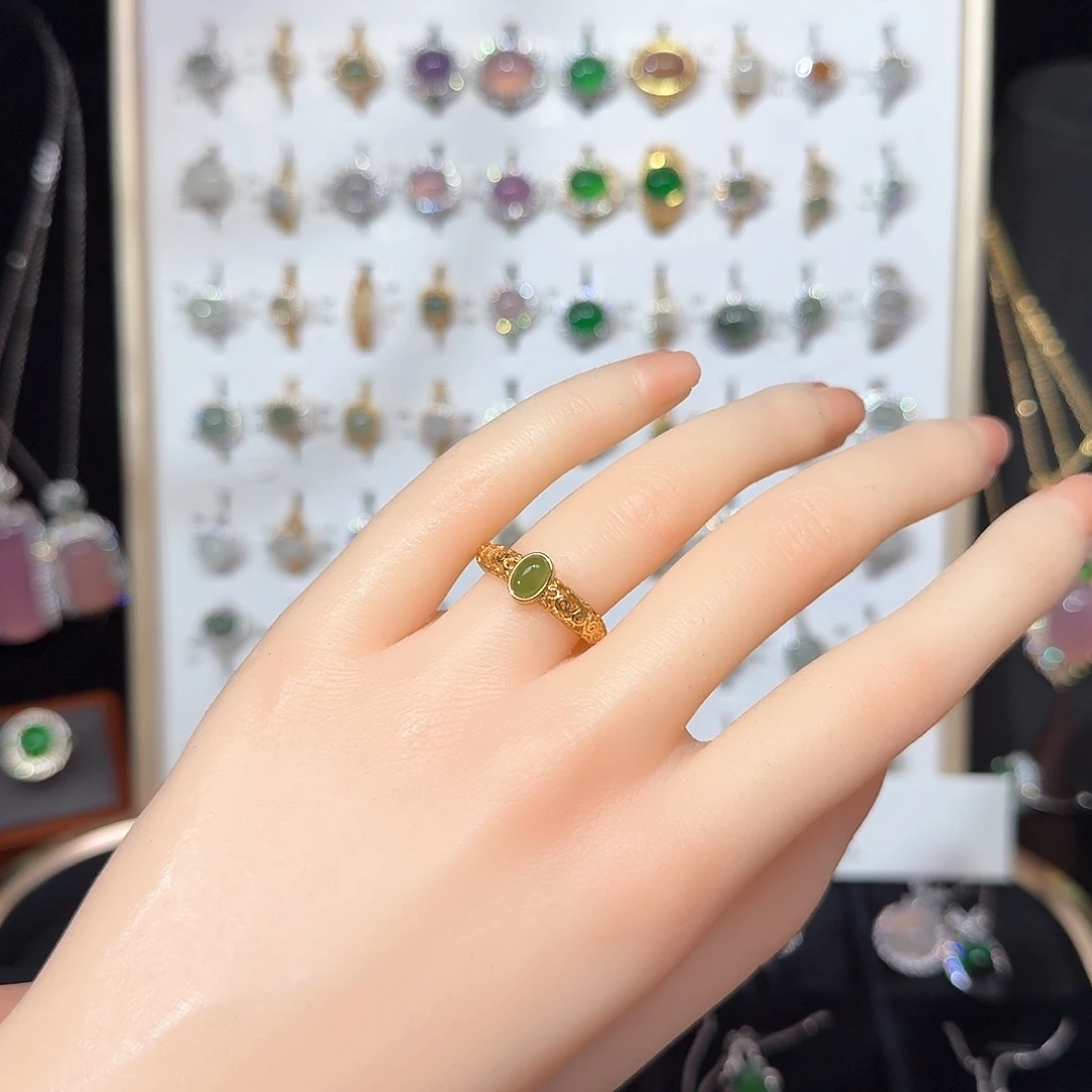 和田玉（糖玉）戒指合金