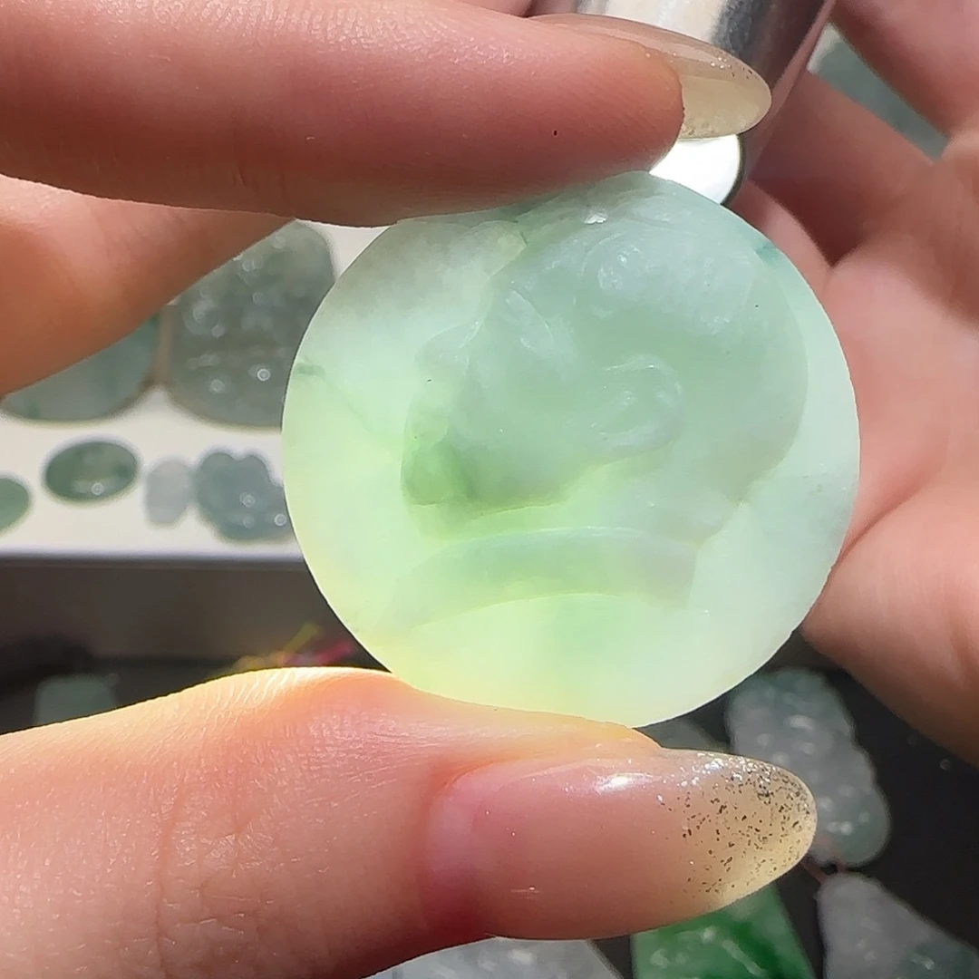 定制翡翠未镶嵌天然缅甸翡翠毛爷爷