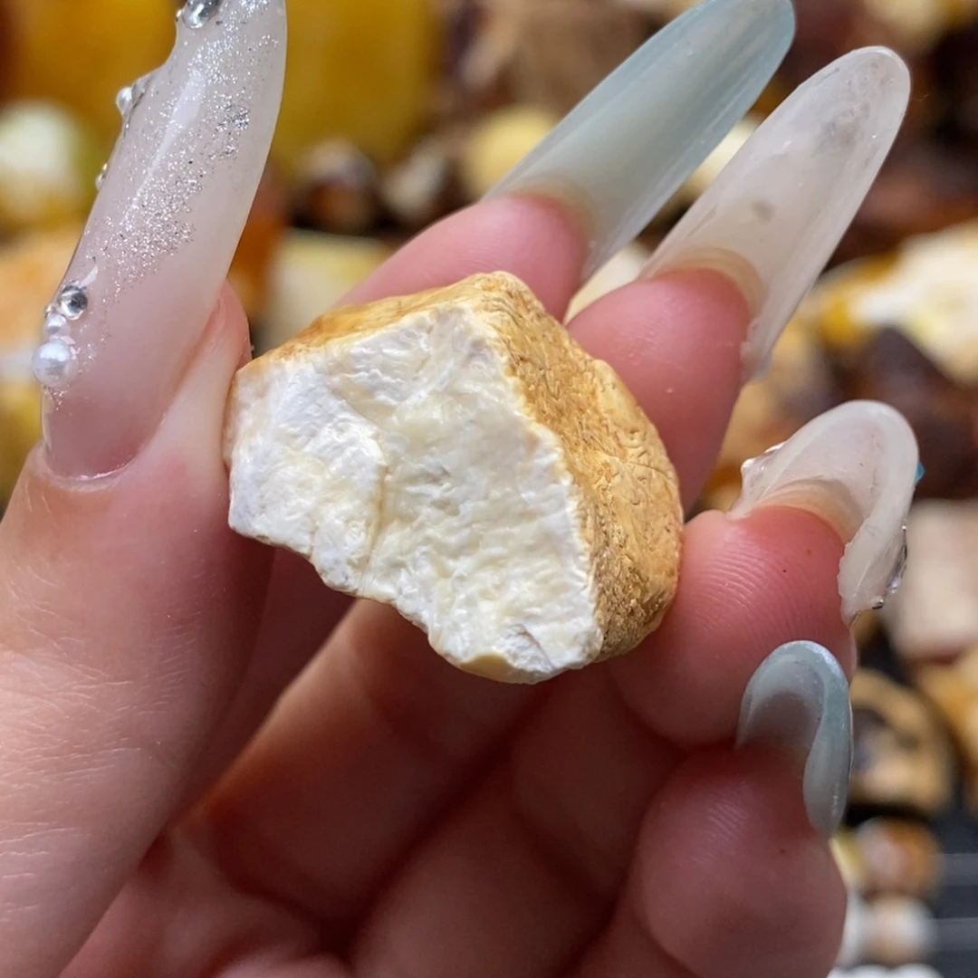 海****定制琥珀未镶嵌蜜蜡