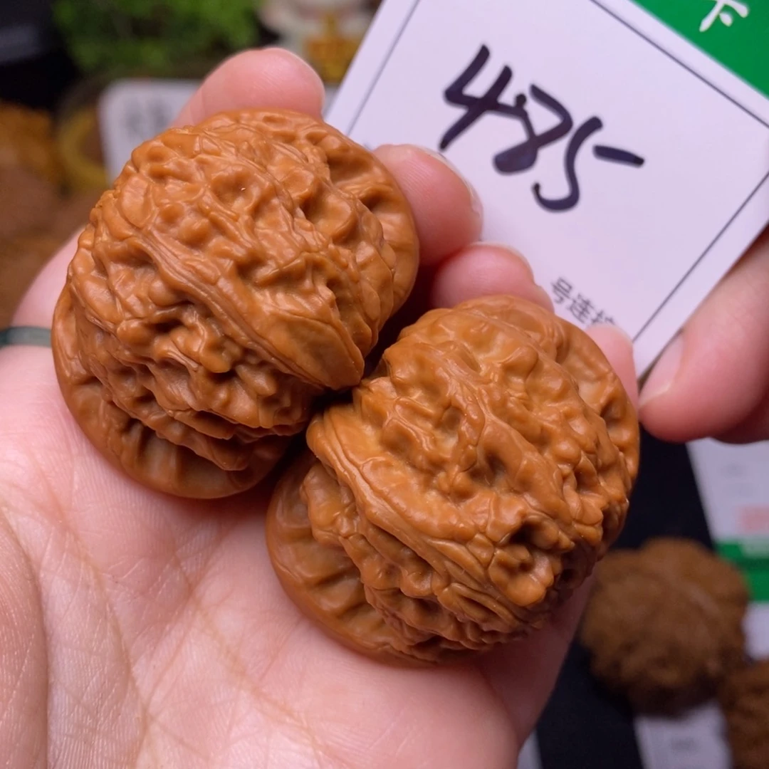 把件文玩核桃485闷尖球白狮子头4.2