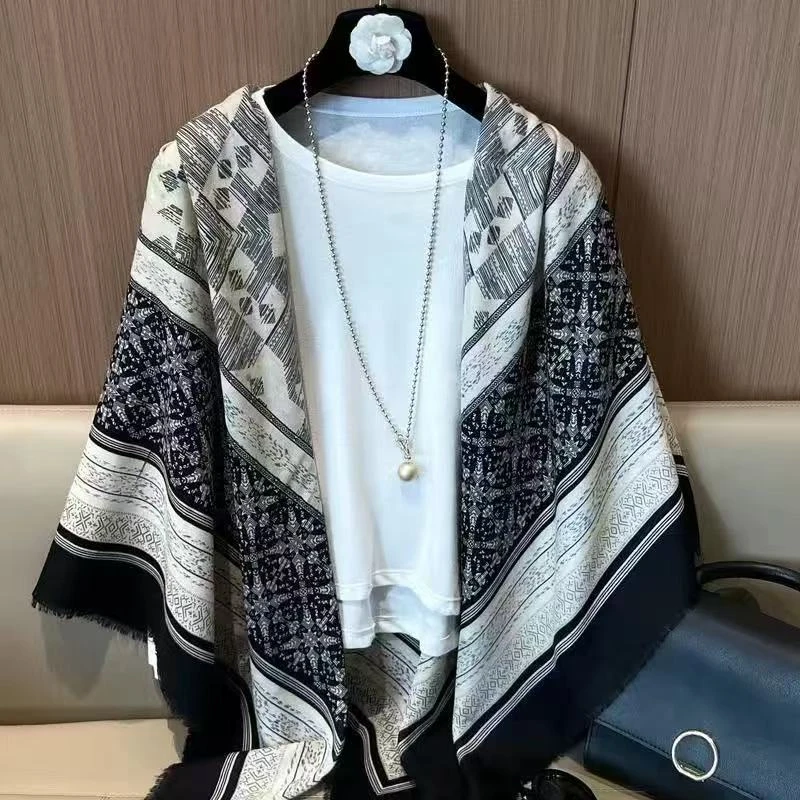 【周郡粉丝专属】提花大披肩围巾百搭