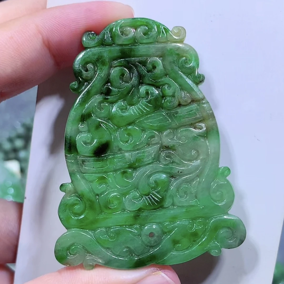 缅甸天然A货翡翠黄加绿仿古龙吊坠