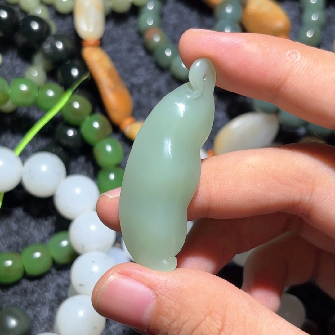 幸***众未镶嵌手链和田玉