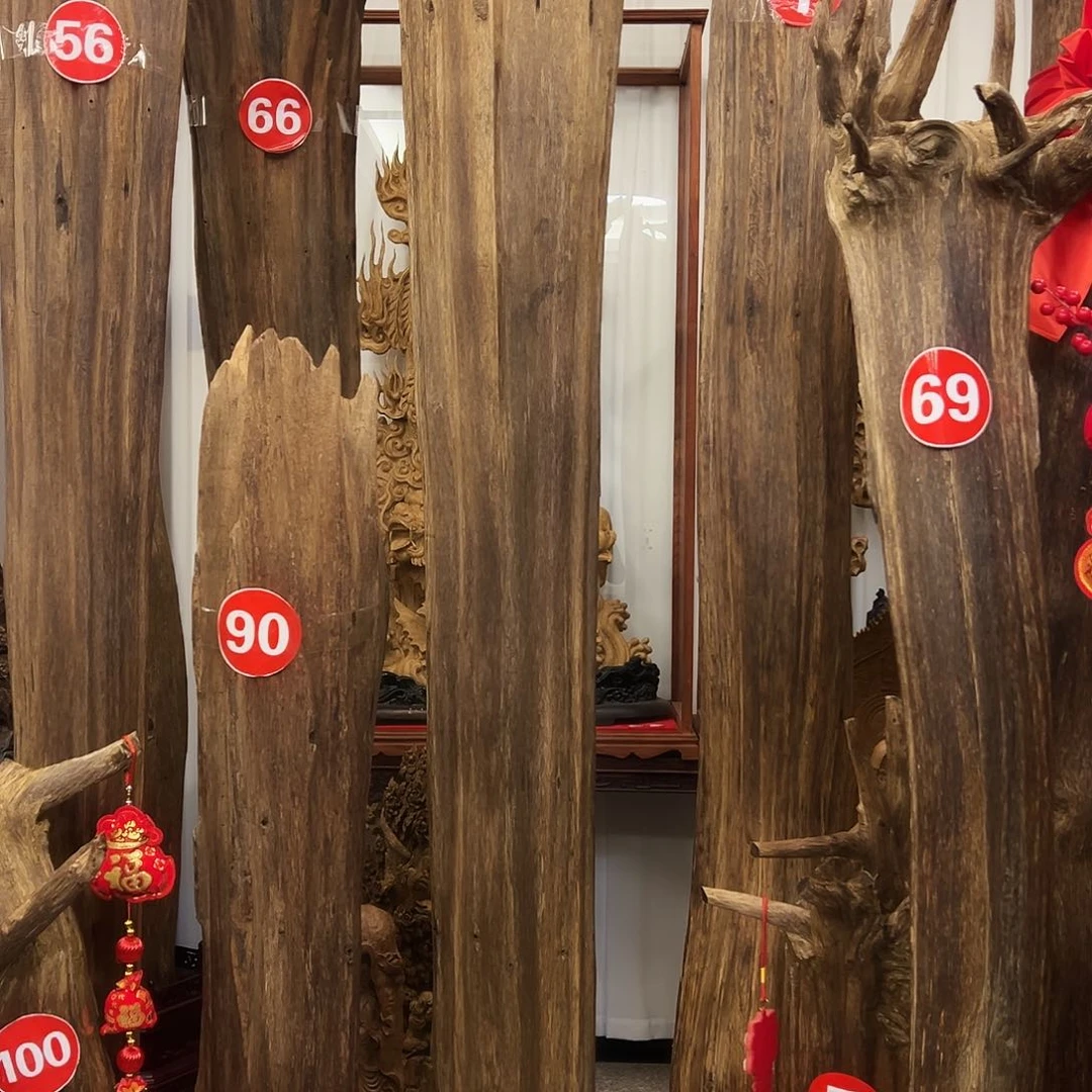 沉香摆件罗****n沉香摆件