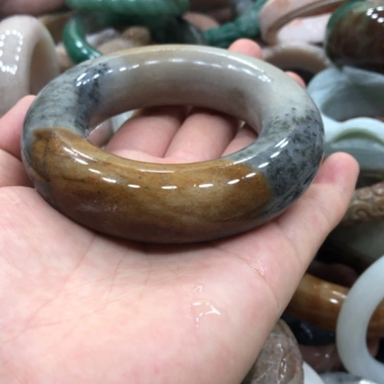 未镶嵌石英岩玉珠宝奇石清*