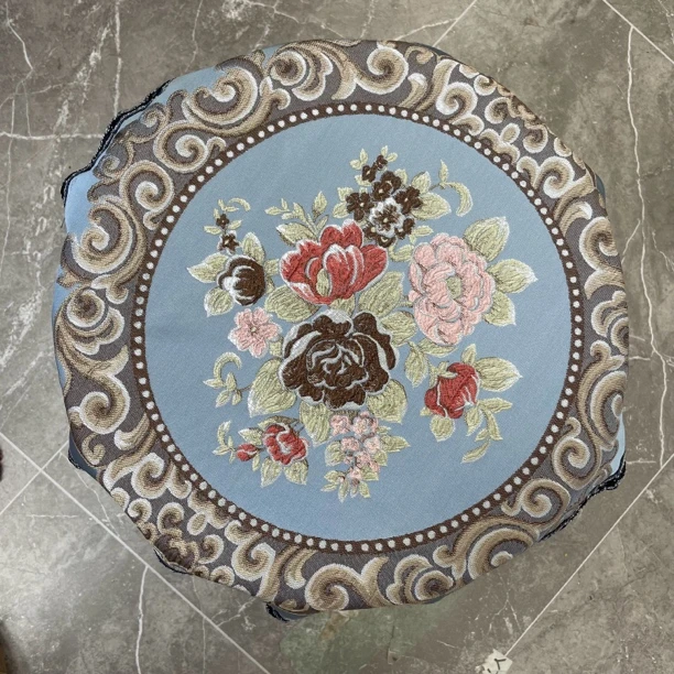 50*50蓝天丝贡缎长流苏万能盖巾