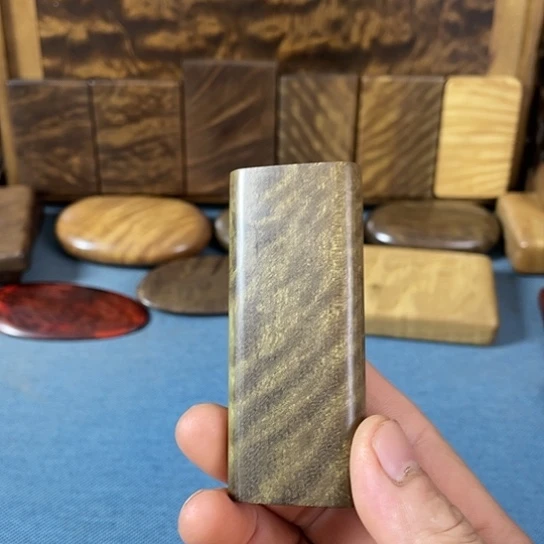 【闪购商品】*️****金丝楠阴沉木手把件