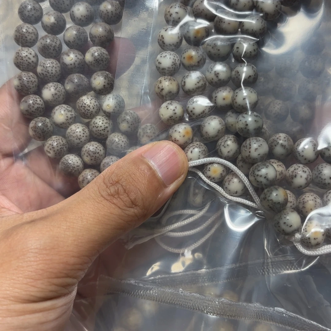 X***…星月菩提手串星月石玉料9圆