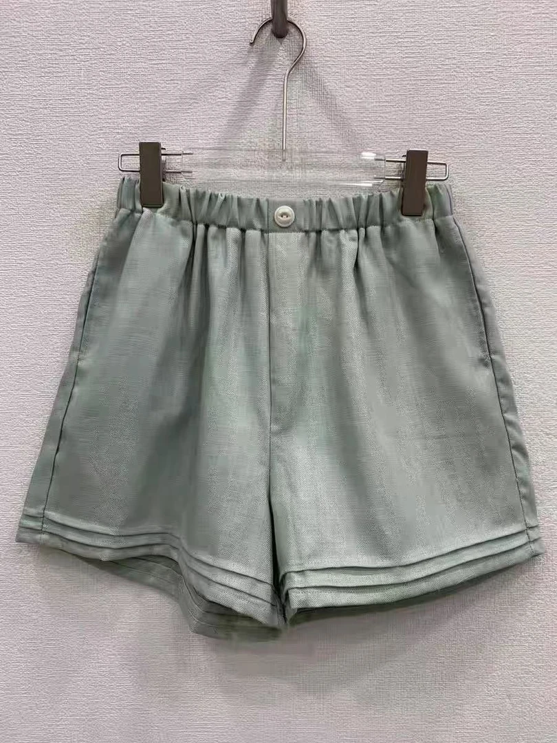 显瘦百搭清新薄荷绿短裤