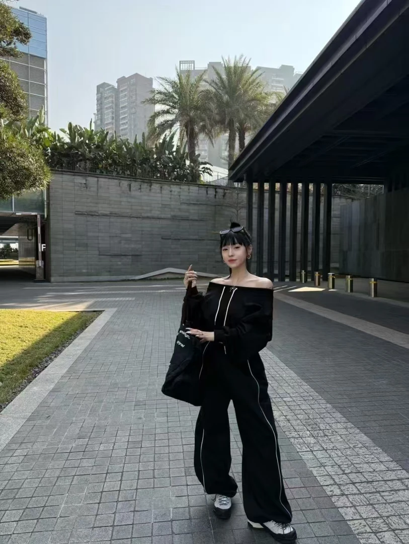 2025春季新款韩版洋气时尚慵懒风一字肩卫衣