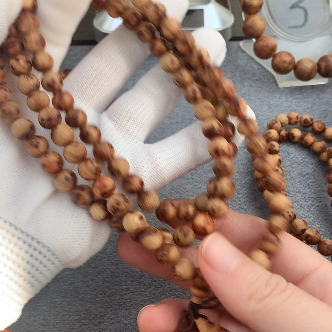 昆***洛柏木无事牌0.8榴花108珠