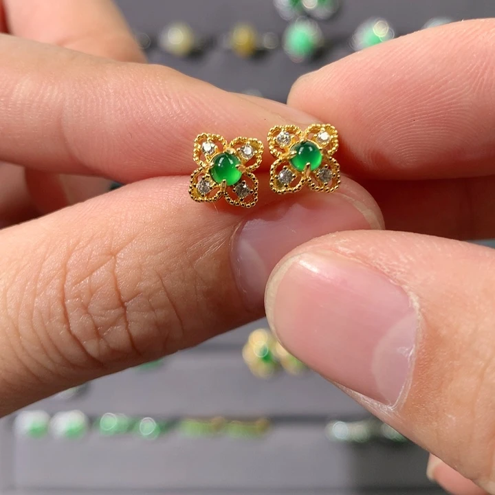 翡翠耳饰未镶嵌耳饰