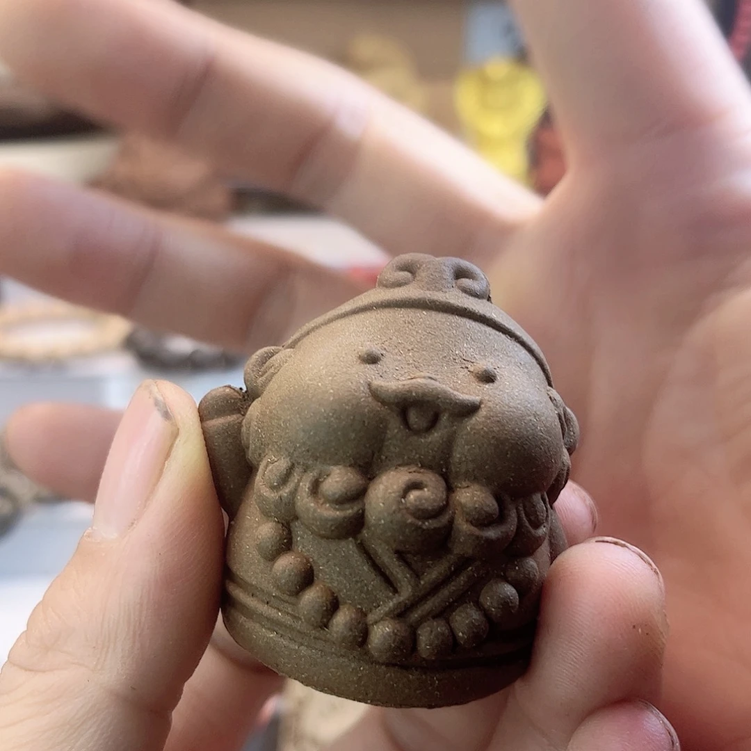 泥塑K*民咖啡沙僧香塑摆件