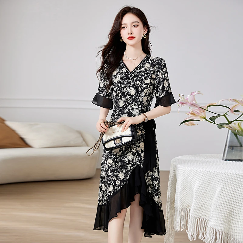 显瘦夏季现货拼色木耳边高级气质修身连衣裙收腰长款碎花长裙裙子