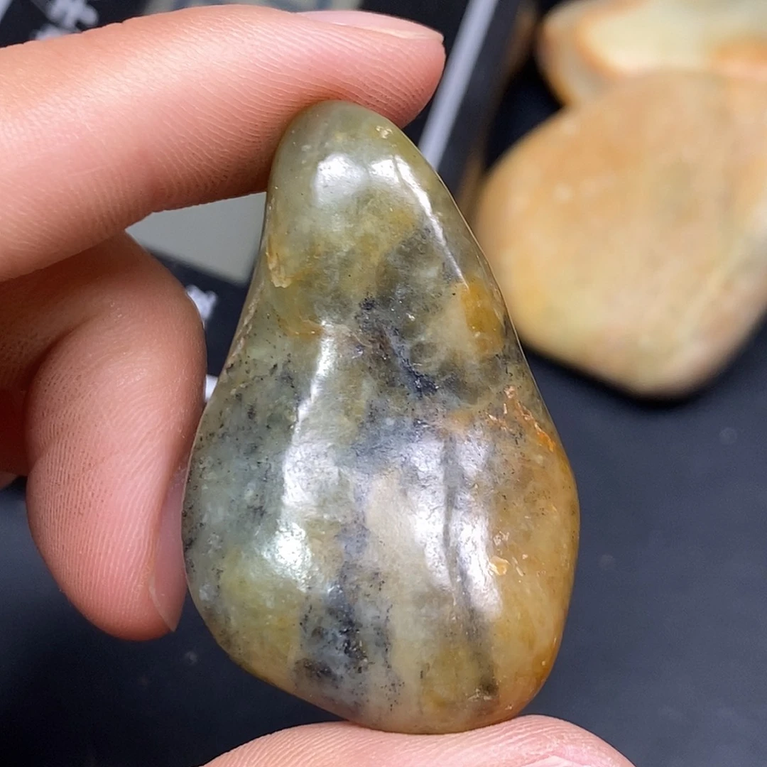 和田玉（糖玉）未镶嵌挂件