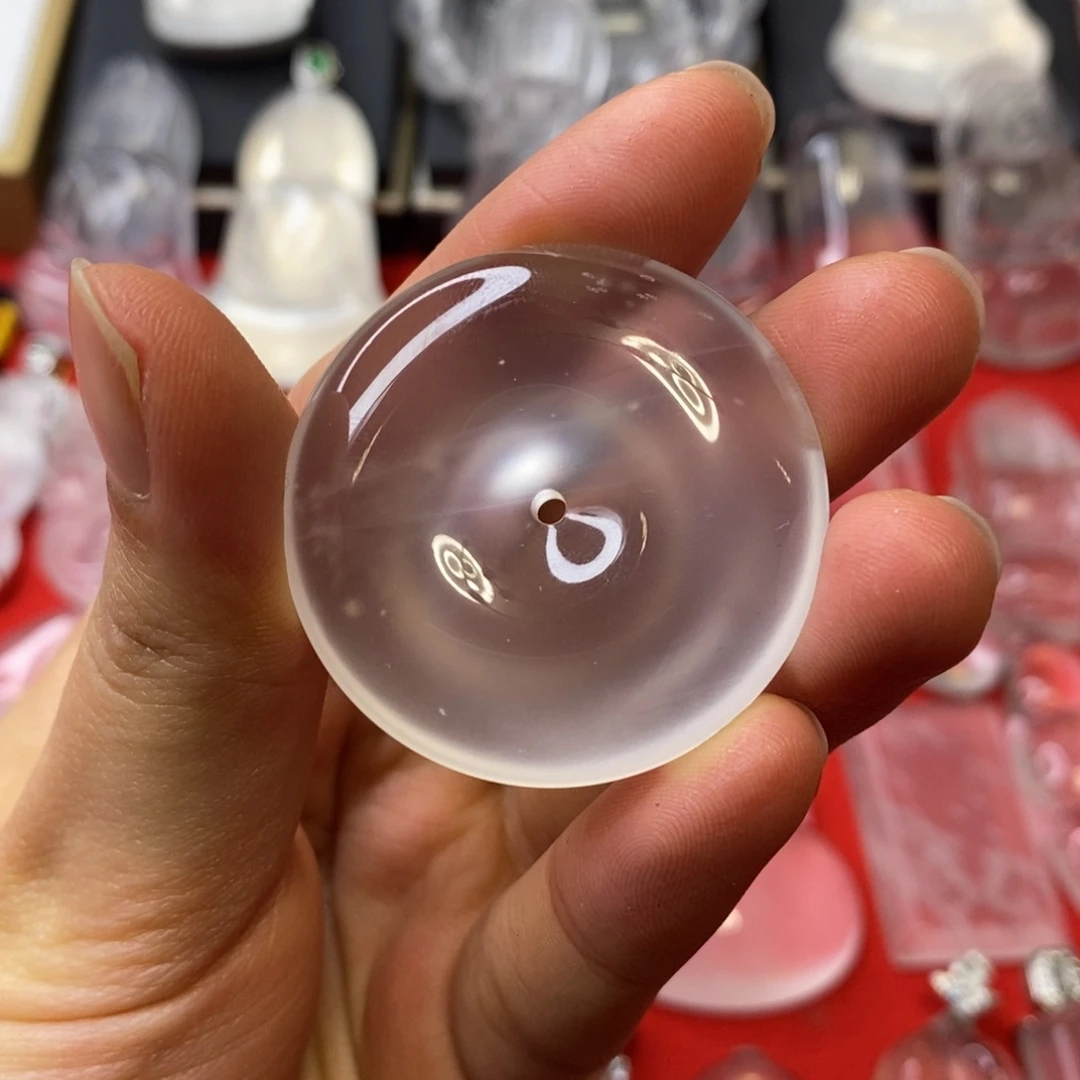 园***红石英质玉未镶嵌吊坠