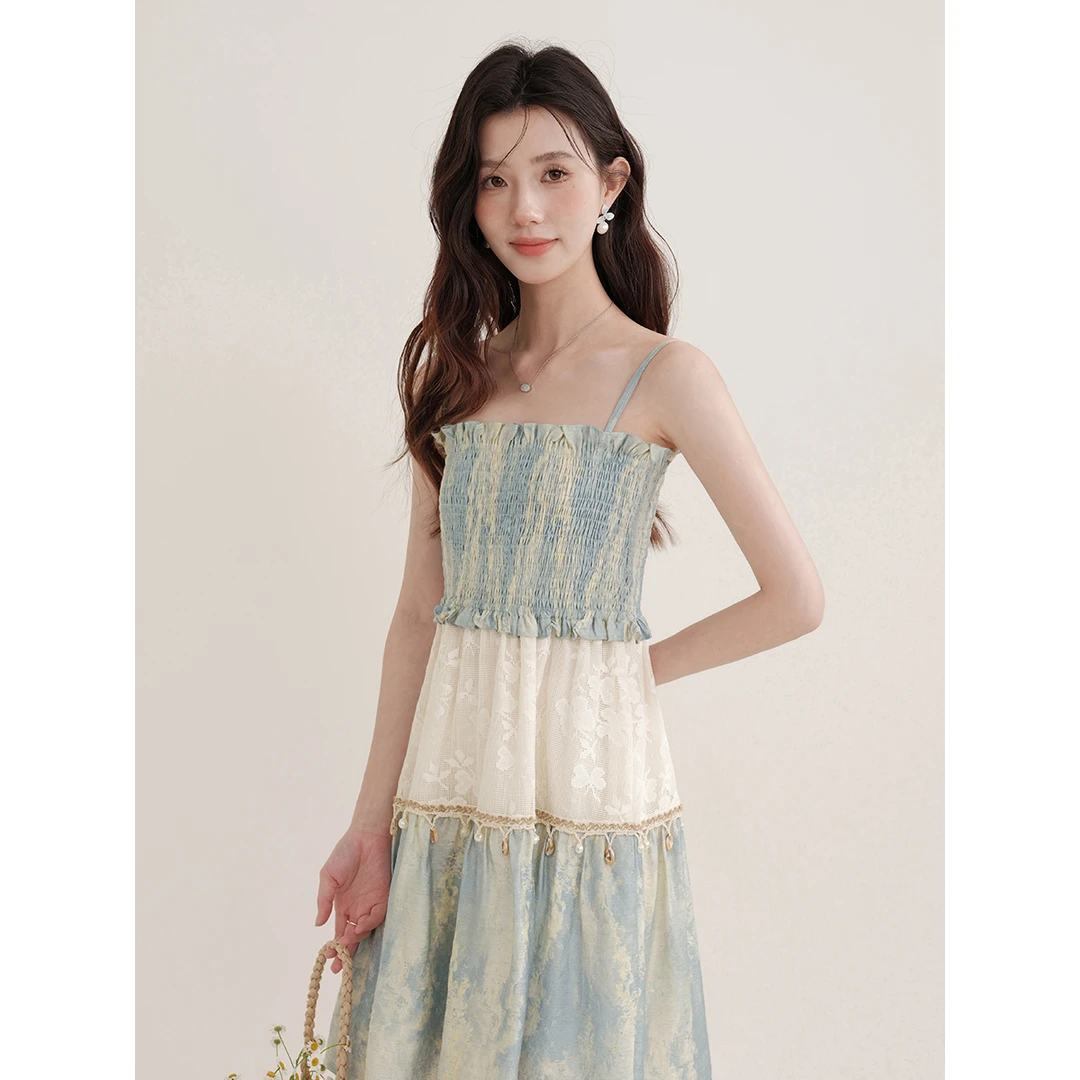 木易易海边度假风吊带连衣裙女晕染拼接蕾丝长裙夏日步步生花裙