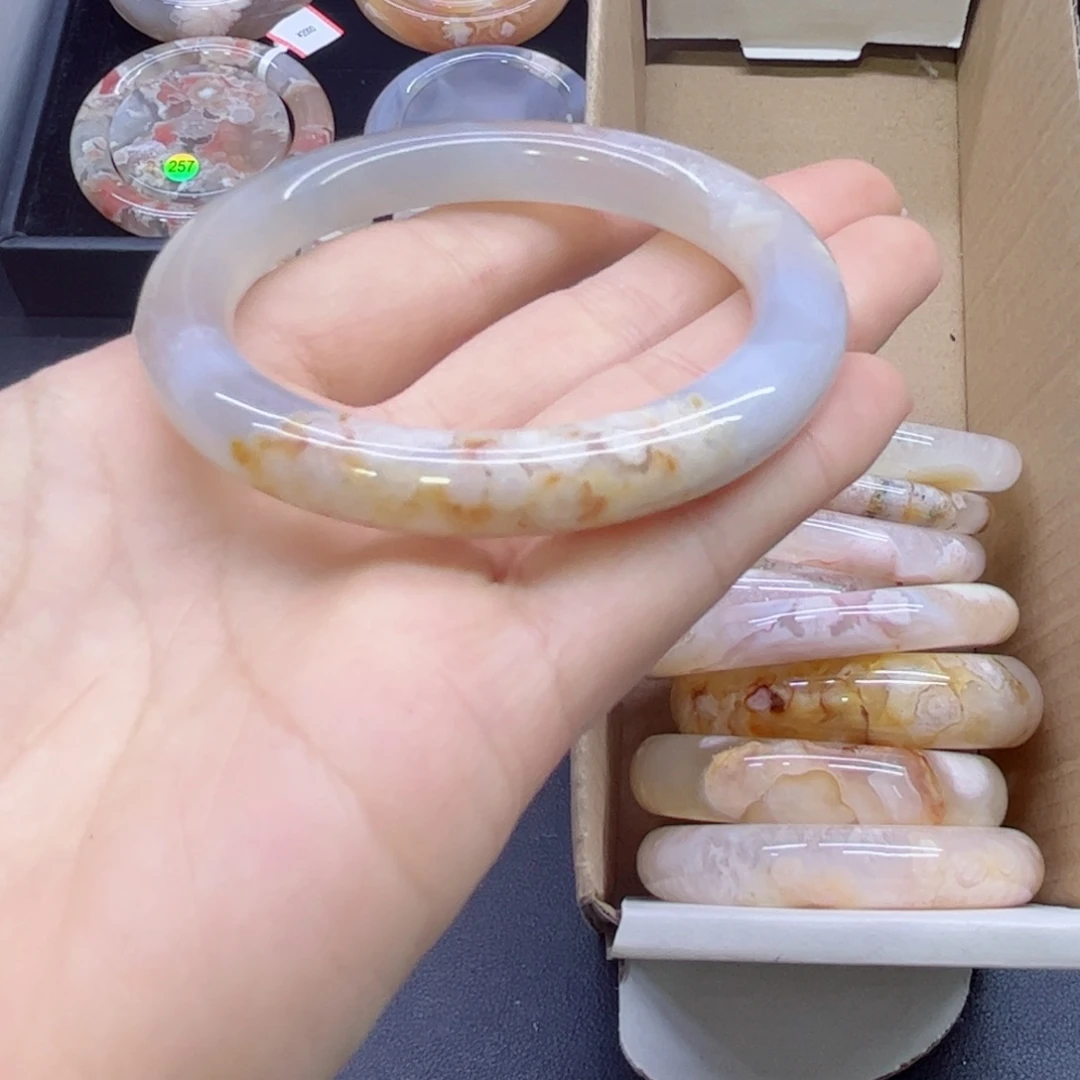 玛瑙/玉髓手镯未镶嵌l****~55