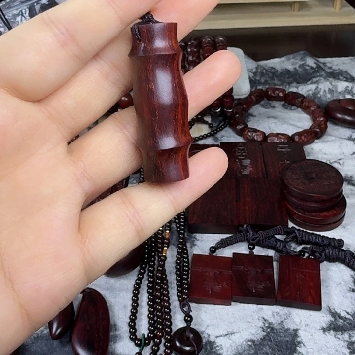 檀香紫檀（小叶紫檀）印度小叶紫檀纯野生老料随行吊坠原汁原味