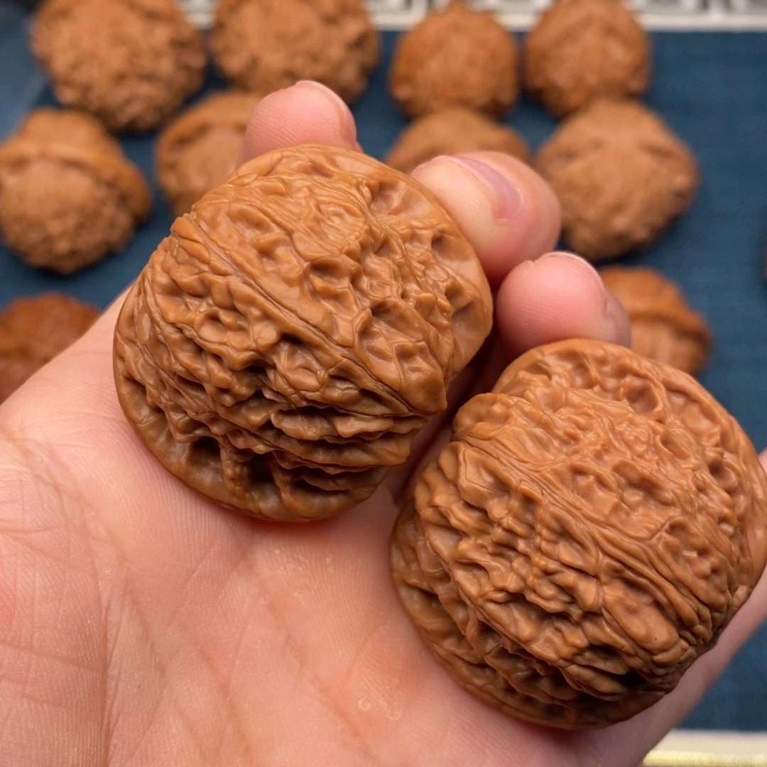 文玩核桃把件39红皮老树球磨