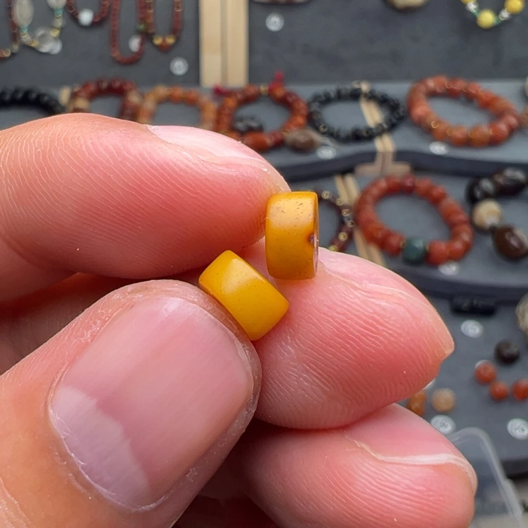 琥珀未镶嵌裸石蜜蜡