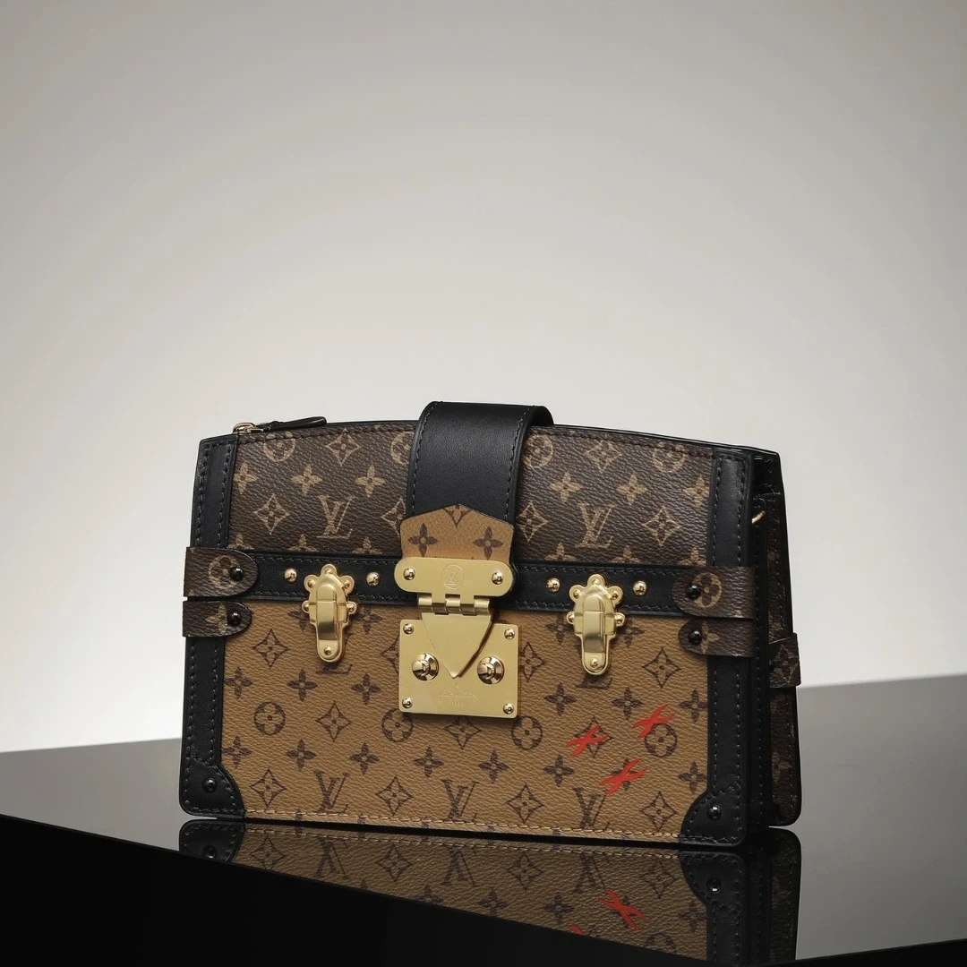 95新 LouisVuitton/路易威登 LV Trunk 盒子链条包19年  10813