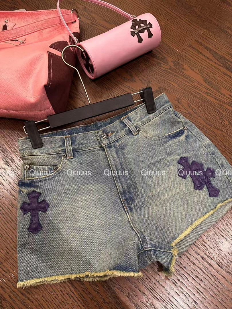 『Qiuuus』罗辣妹紫皮中腰小众设计款十字架牛仔短裤超短牛仔裤女装