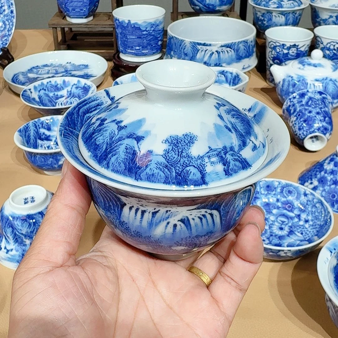 蓦***然景德镇纯手绘盖碗微瑕
