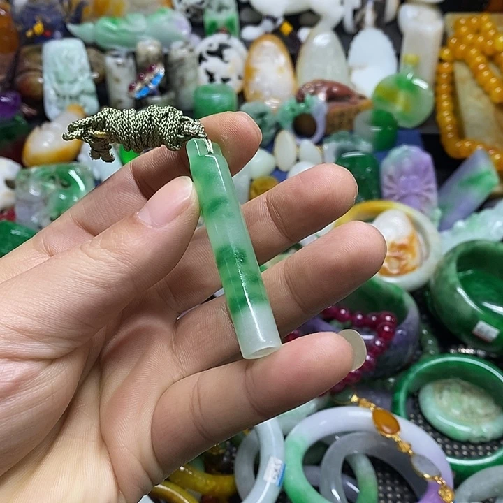 颈饰未镶嵌翡翠官方正规军回血放漏