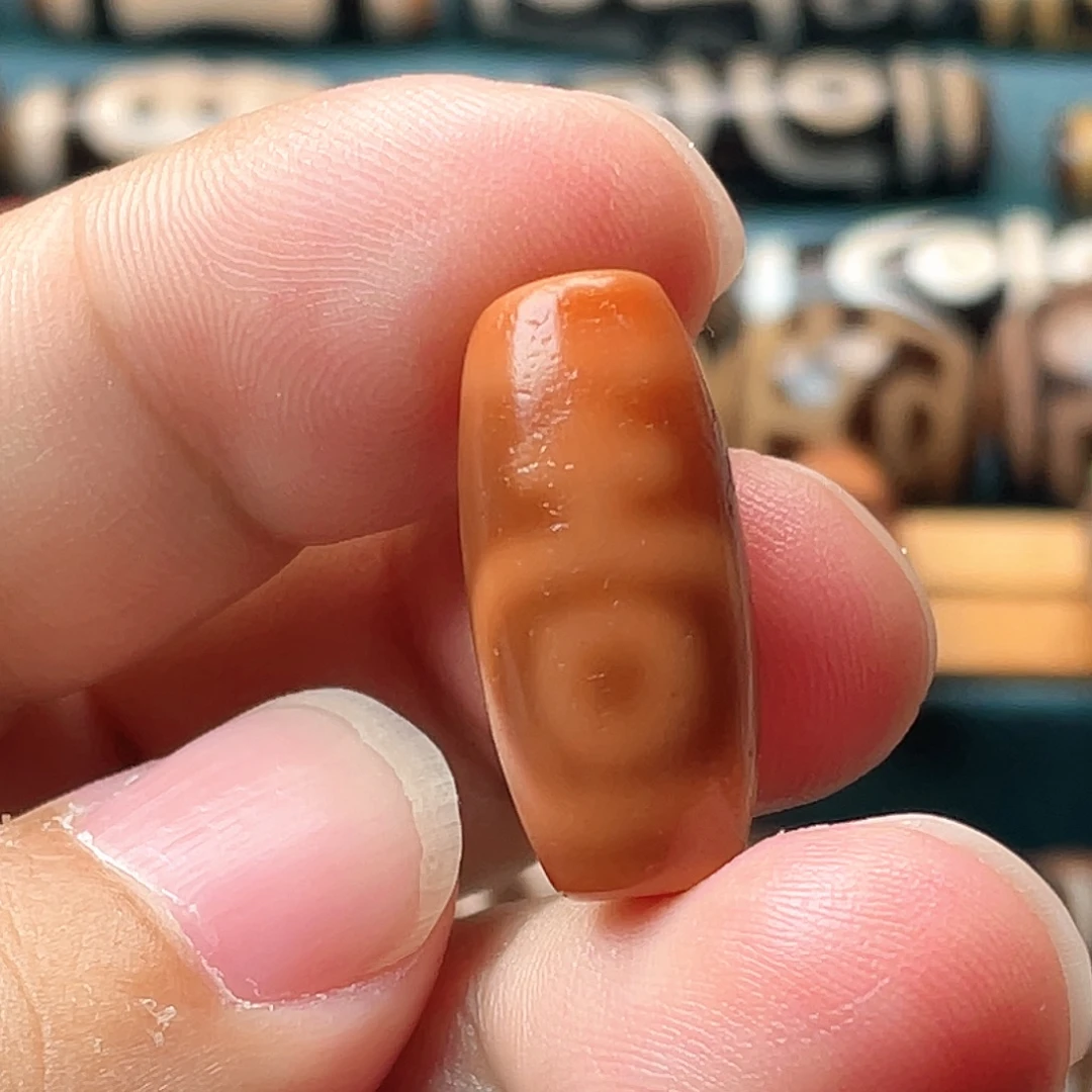 玛瑙/玉髓未镶嵌耳饰小卢宝瓶两眼