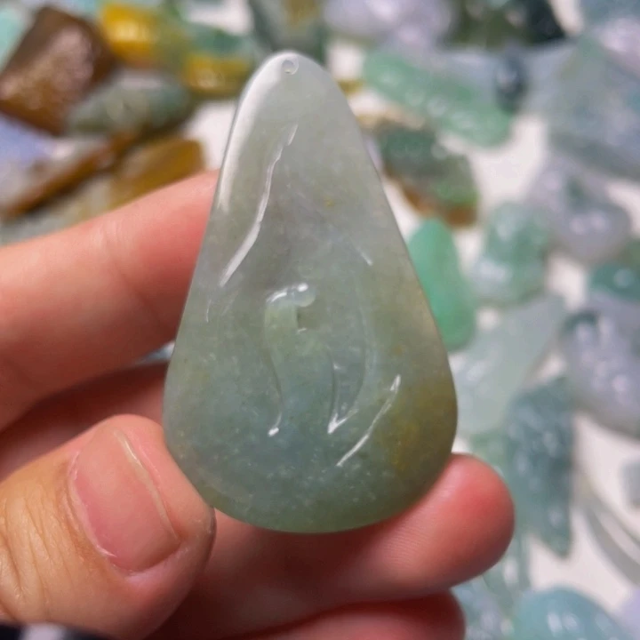 翡翠吊坠(不含链)未镶嵌