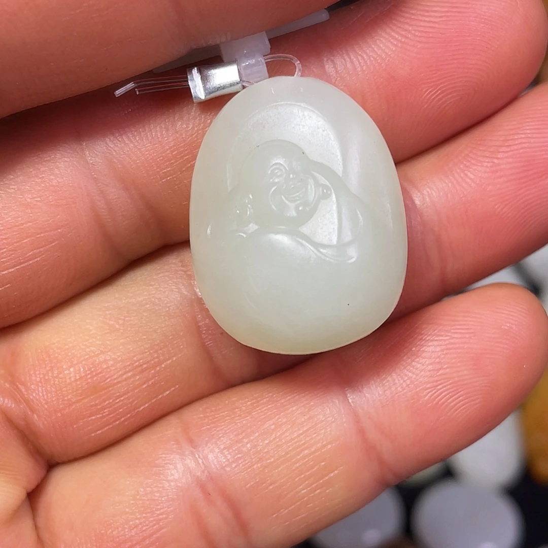 和田玉未镶嵌颈饰吊坠