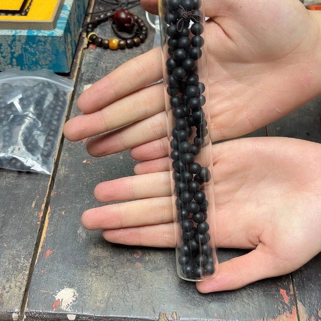 大叶紫檀（黑酸枝木类）