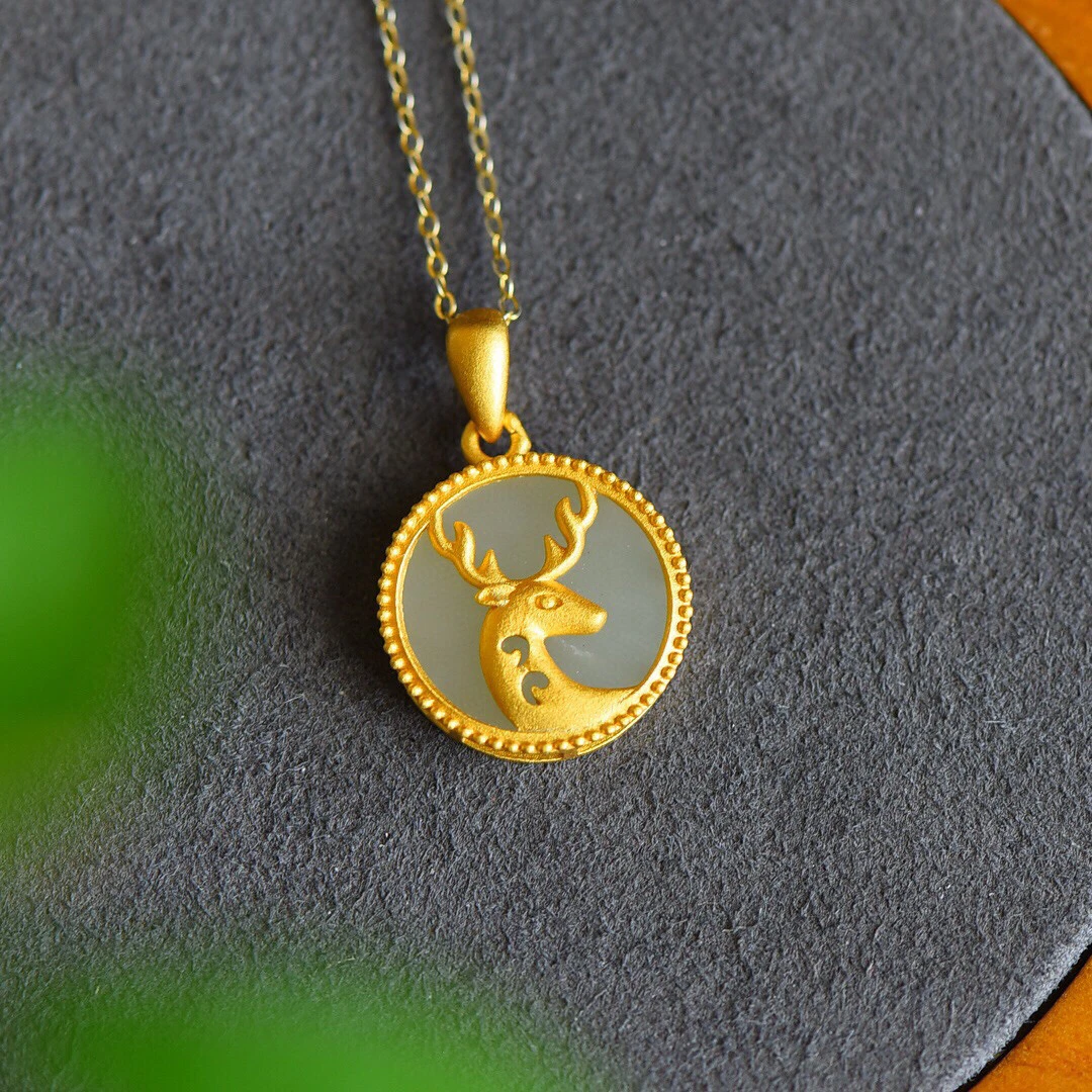 s925银镶嵌和田玉平面一鹿有你吊坠不含链26232