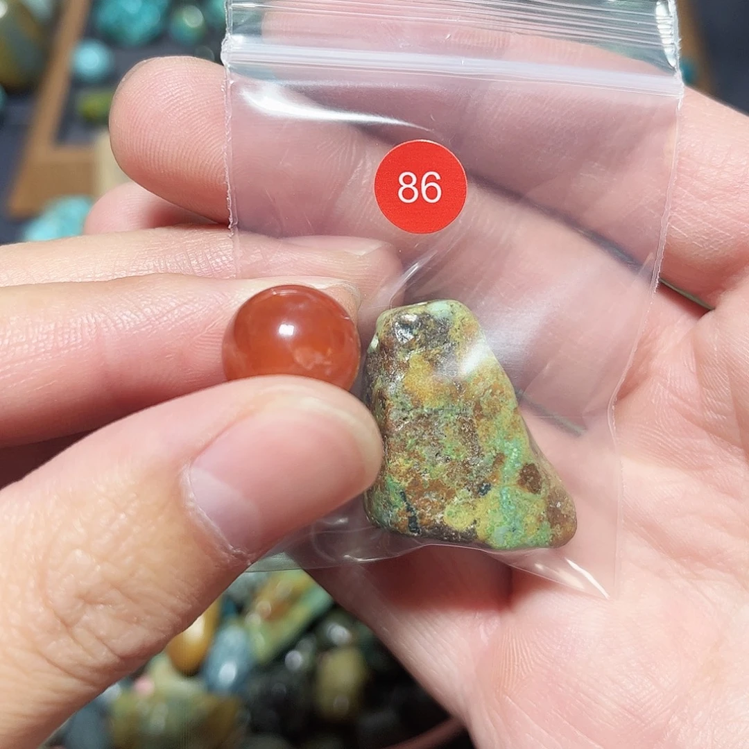 重***航玛瑙/玉髓未镶嵌珠宝奇石