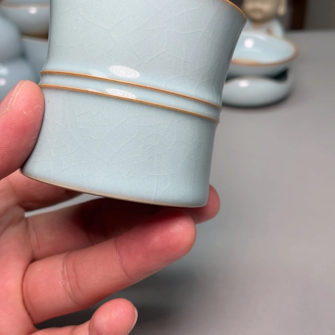 瓷天青色双线束腰杯张君老师